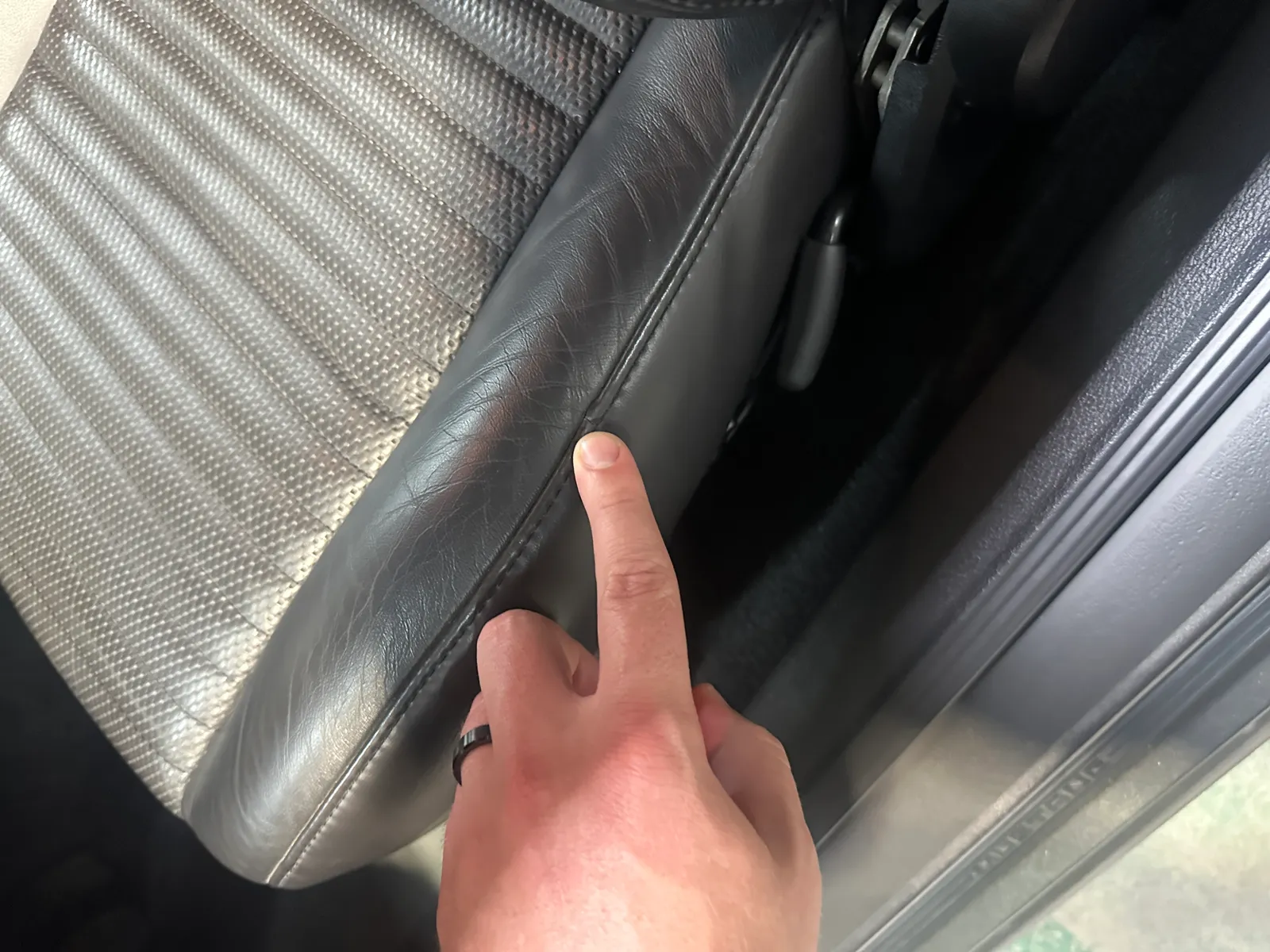 18_Flaw _ Interior_.jpg